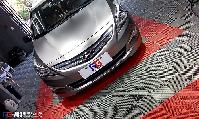 現(xiàn)代悅納汽車改色,現(xiàn)代車身改色,汽車改色加盟,RG瑞集汽車改色貼膜,汽車改色培訓(xùn)