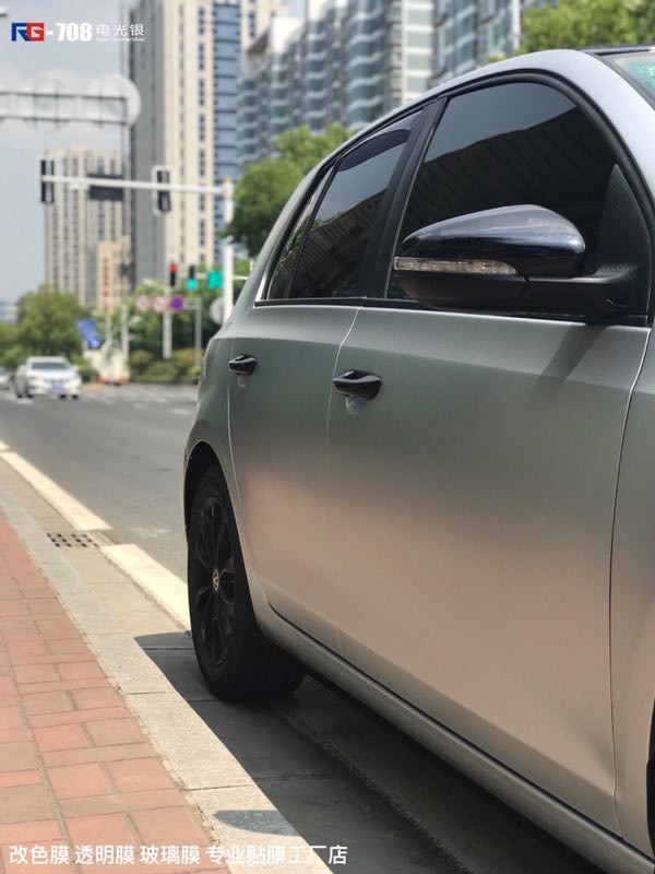 大眾高爾夫汽車改色,大眾車身改色,汽車改色加盟,RG瑞集汽車改色貼膜,汽車改色培訓(xùn)