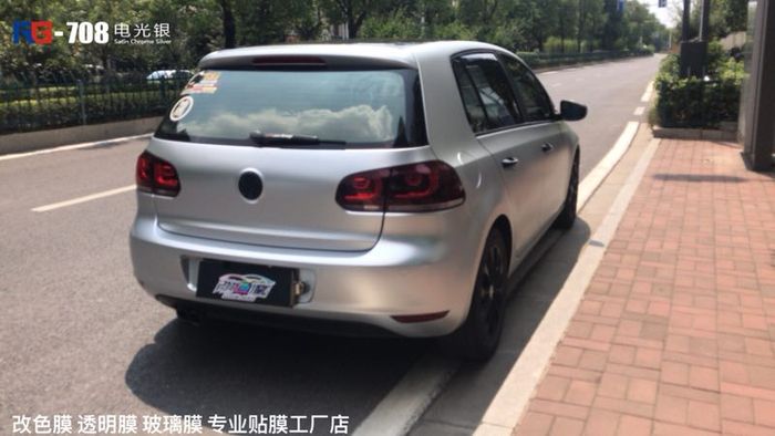 大眾高爾夫汽車改色,大眾車身改色,汽車改色加盟,RG瑞集汽車改色貼膜,汽車改色培訓(xùn)