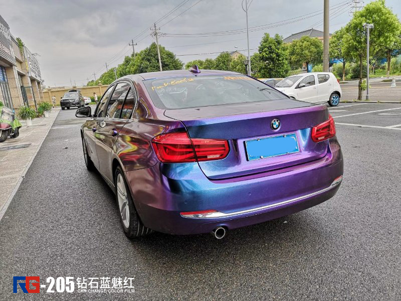 寶馬325車身改色貼膜,寶馬325車身藍魅紅改色貼膜,英國RG瑞集汽車車身貼膜