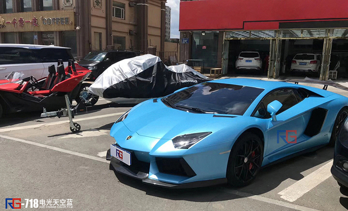 蘭博基尼汽車改色,車身改色,汽車改色加盟,RG瑞集汽車改色貼膜,汽車改色培訓(xùn)