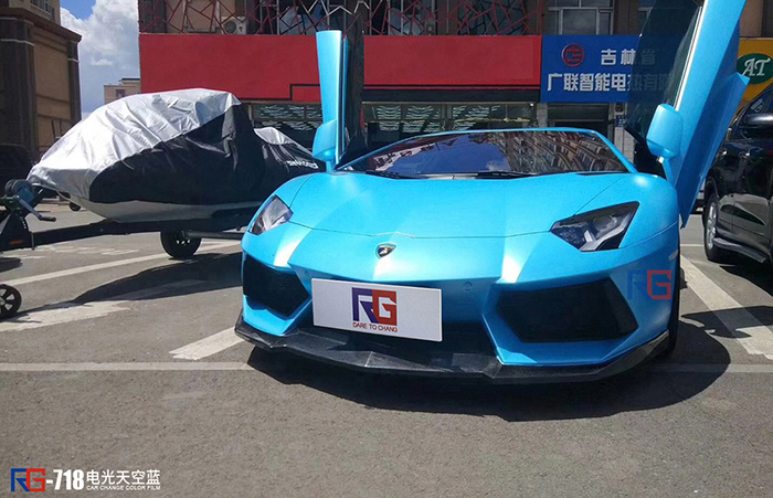 蘭博基尼汽車改色,車身改色,汽車改色加盟,RG瑞集汽車改色貼膜,汽車改色培訓(xùn)