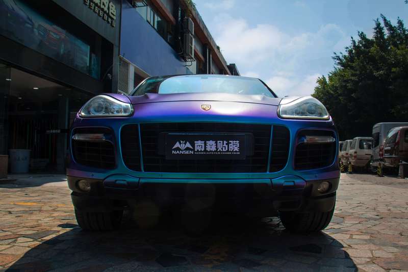 保時(shí)捷卡宴汽車(chē)改色,改色貼膜,車(chē)身改色,保時(shí)捷汽車(chē)改色加盟,南森改色貼膜,汽車(chē)改色培訓(xùn)