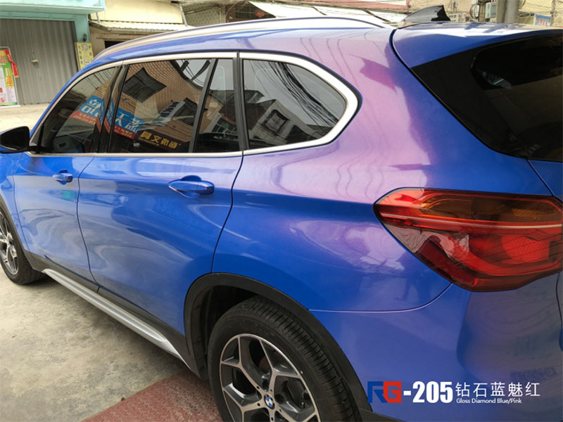 寶馬汽車車身改色貼膜,汽車車身改色膜,RG瑞集汽車車身改色貼膜,汽車改色,車身改色貼膜