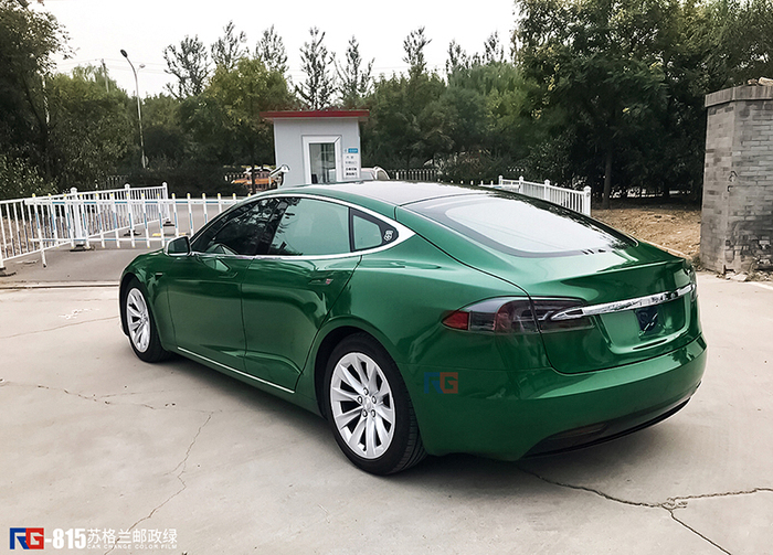 特斯拉models汽車改色,汽車改色貼膜,車身改色,汽車改色加盟,RG瑞集改色貼膜,汽車改色培訓