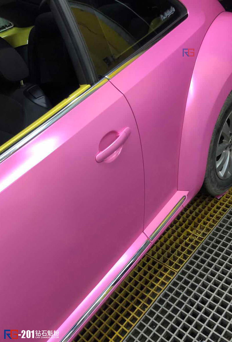 大眾甲殼蟲汽車車身改色貼膜,大眾汽車車身貼膜,英國(guó)RG瑞集汽車車身貼膜,汽車車身貼膜