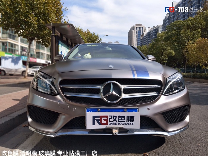 奔馳E級(jí)車身改色,奔馳汽車改色,汽車改色加盟,RG瑞集汽車改色貼膜,汽車改色培訓(xùn)