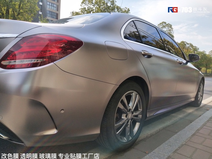 奔馳E級(jí)車身改色,奔馳汽車改色,汽車改色加盟,RG瑞集汽車改色貼膜,汽車改色培訓(xùn)