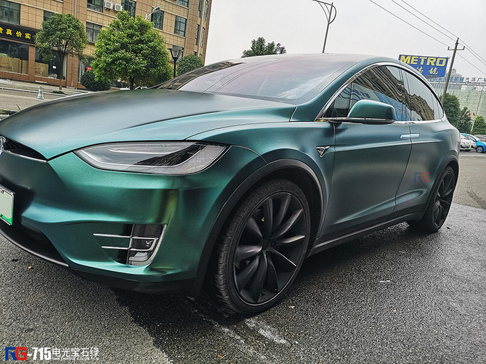 特斯拉model x汽車改色,特斯拉車身改色,汽車改色加盟,RG瑞集汽車改色貼膜,汽車改色培訓(xùn)