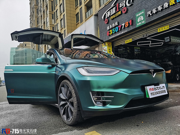 特斯拉model x汽車改色,特斯拉車身改色,汽車改色加盟,RG瑞集汽車改色貼膜,汽車改色培訓