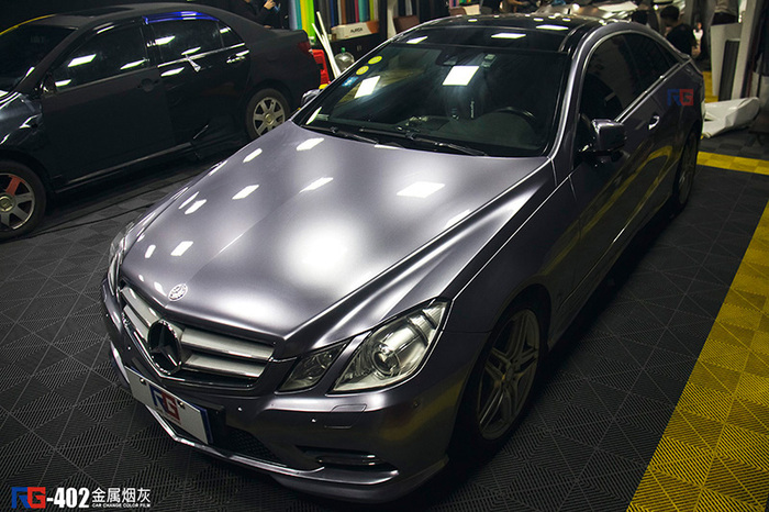 奔馳E260汽車改色,奔馳車身改色,汽車改色加盟,RG瑞集汽車改色貼膜,汽車改色培訓(xùn)