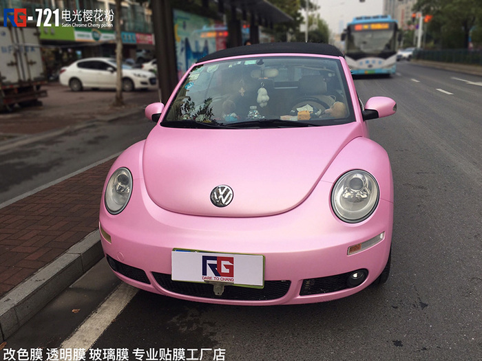 大眾甲殼蟲汽車改色,甲殼蟲車身改色,汽車改色加盟,RG瑞集汽車改色貼膜,汽車改色培訓(xùn)