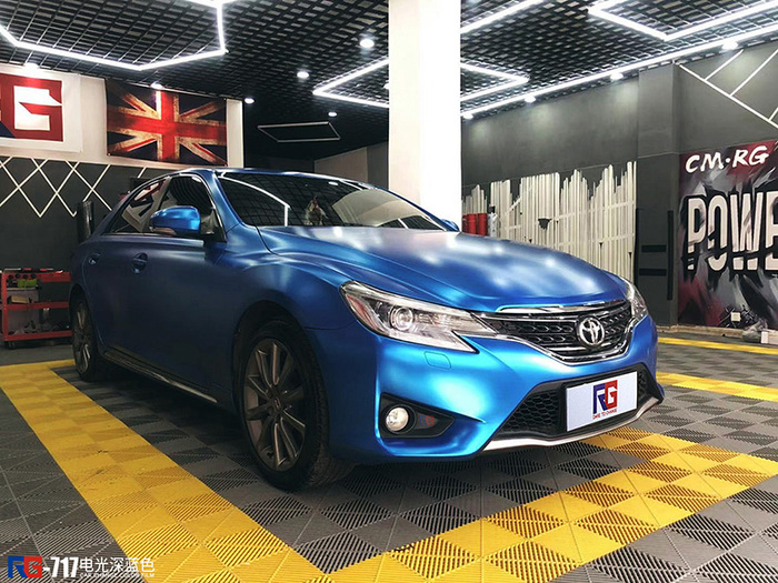 豐田銳志汽車改色,改色貼膜,豐田車身改色,汽車改色加盟,RG瑞集汽車改色貼膜,汽車改色培訓