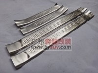 比亞迪S6內(nèi)置門(mén)檻條/不銹鋼，改裝BYDS6內(nèi)置迎賓踏板，S6外觀改裝圖片，S6提車加裝作業(yè)，奔越S6外觀改裝網(wǎng)