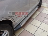 哈弗H6踏板/領(lǐng)風(fēng)款，長(zhǎng)城哈弗H6踏板改裝，加裝哈佛H6踏板，H6側(cè)杠，H6改裝圖片，提車改裝作業(yè)，哈弗H6改裝選奔越