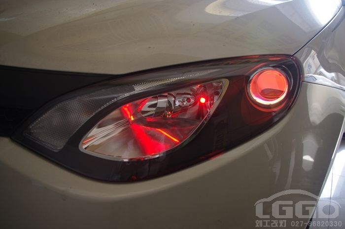 名爵MG6車燈改裝升級(jí)Q5小糸雙氙透鏡