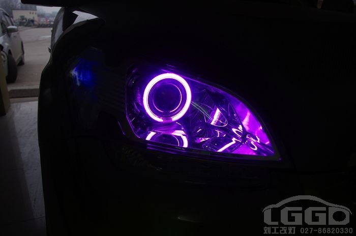 起亞秀兒車燈改裝升級(jí)Q5小糸雙氙透鏡，紫色天使眼