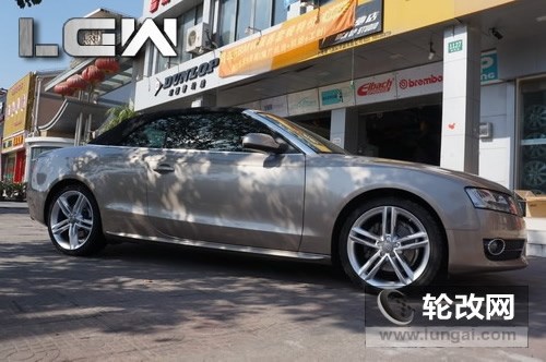 奧迪A5改裝19寸RS款輪轂