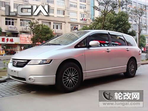 本田奧德賽改裝17寸黑色車面輪轂