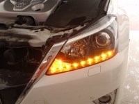 豐田皇冠改裝滿天星雙色LED日行燈轉(zhuǎn)向燈廣州佛山汽車燈光升級(jí)