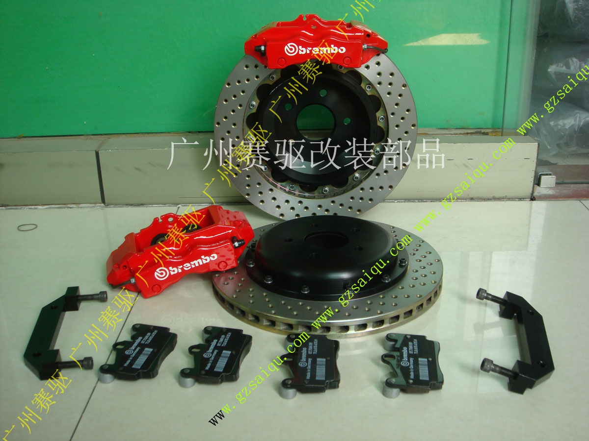 ????豐田銳志升級BREMBO剎車套件案例