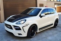卡宴958/Cayenne958 頂級(jí)碳纖維包圍