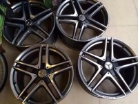新款E63原裝19x9 ET37，19x9.5 ET52、5X112、原裝鍛造、99新、少有現(xiàn)貨，價錢小貴，非誠勿擾
