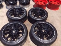 卡宴21寸，連米奇林PS2、99新、二手、正品、少有現(xiàn)貨，需要得朋友私信我，價錢小貴。