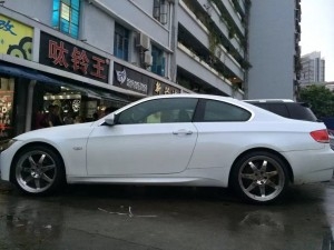 寶馬，裝鍛榮社、19寸