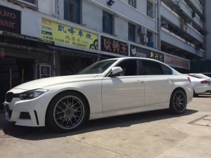 寶馬，裝RAYS G27、全新19寸。帥爆了