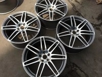 奧迪S8原裝、鍛造，現(xiàn)貨只有一套