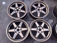 RAYS、TE37、17寸、現(xiàn)貨，極品少有，可以改孔