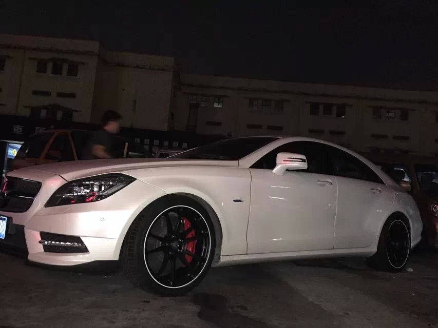 奔馳CLS、裝19寸，HRE
