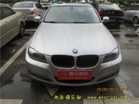 寶馬3系改色貼膜車衣裳9900亞光銀上身