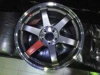 RAYS TE37、SL ，全新、到貨啦，18寸