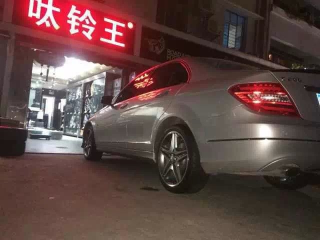 奔馳，裝18寸，AMG