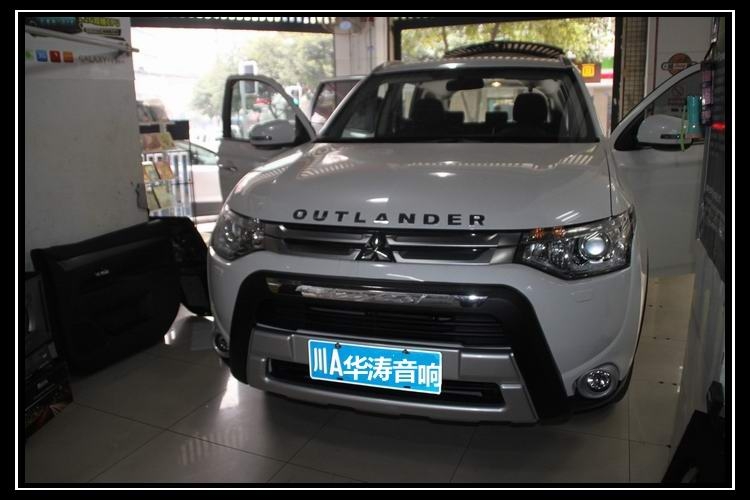 成都華濤音響 三菱歐藍(lán)德汽車音響簡(jiǎn)單改裝升級(jí)德國(guó)曼斯特