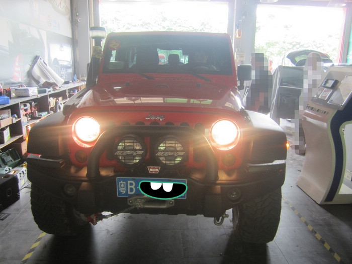 佛山途歌汽車影音：Jeep 牧馬人音響改裝（5）