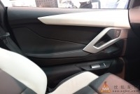 頂級材料打造商務車改裝