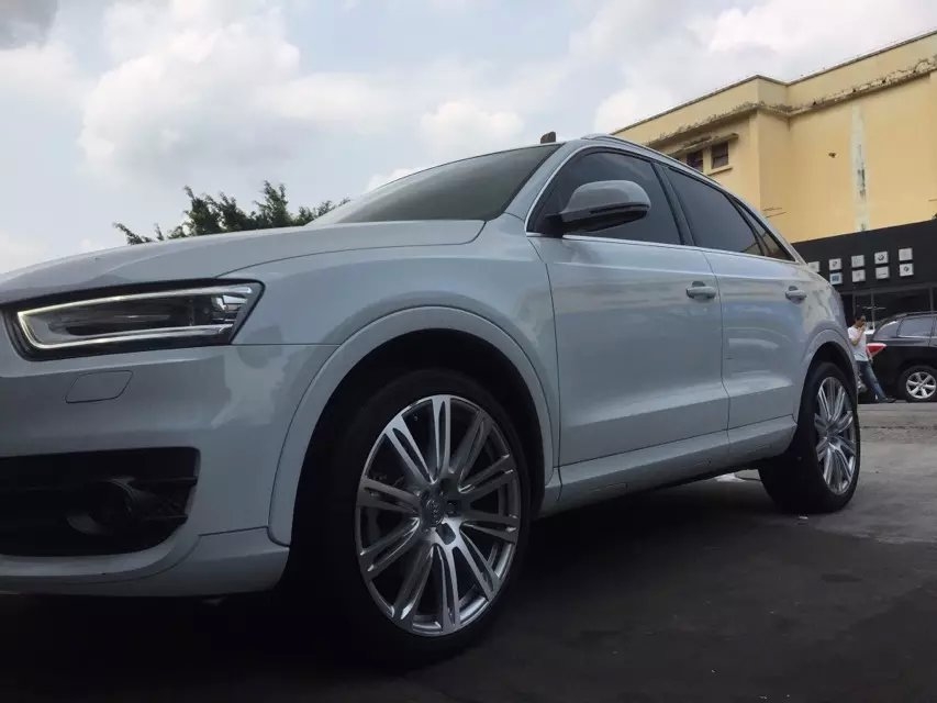 Q3、裝20寸