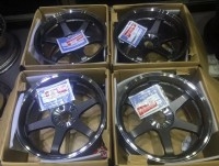 RAYS：TE37 SL．19寸 M3 M4