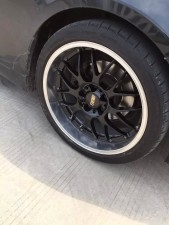 謝謝老板發(fā)來美圖：寶馬，裝19寸、BBS