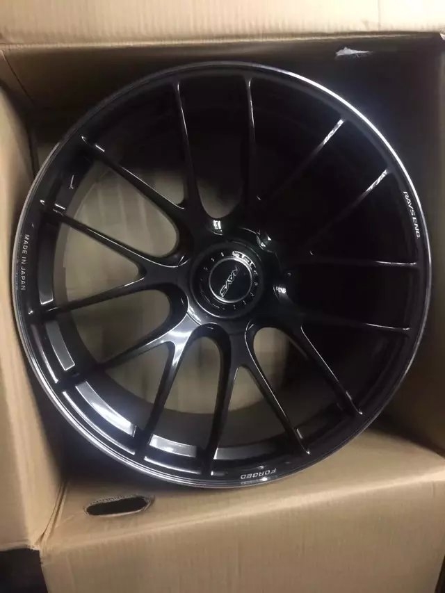 昨晚半夜裝好，辛苦，辛苦。