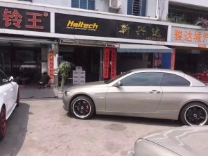 寶馬，裝18寸、TE37