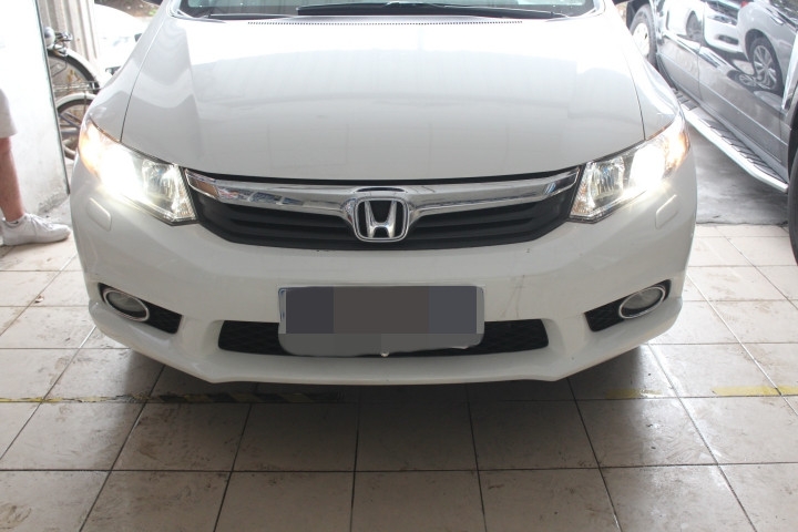 合肥藍(lán)精靈本田思域改燈歐司朗雙氙車燈升級(jí)HID大燈