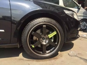 CC、裝18寸 全新TE37
