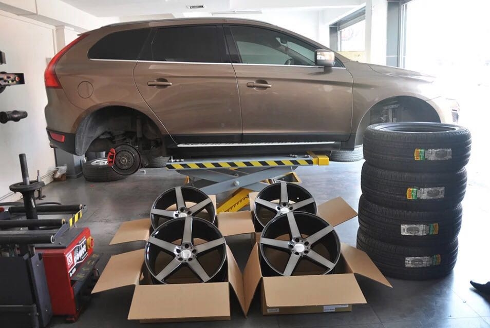 沃爾沃XC60升級(jí) 19寸HG01 前后配