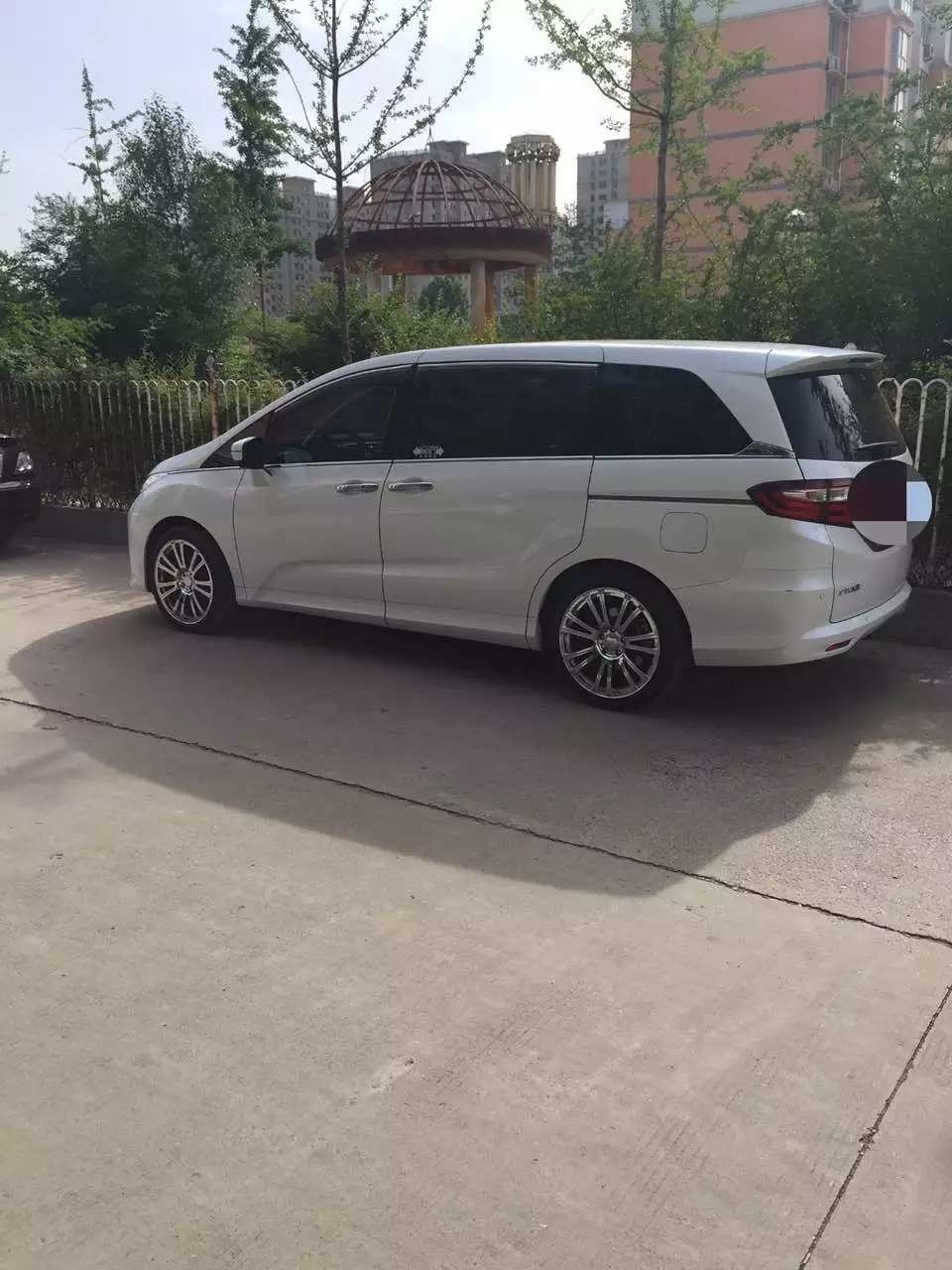 感謝車主發(fā)來裝車效果圖：奧德賽，裝鍛榮社 19寸，漂亮！謝謝哥支持！