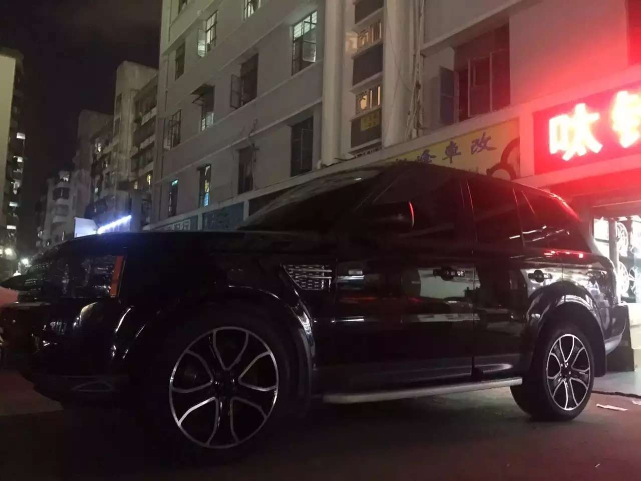 路虎，裝20寸 原裝