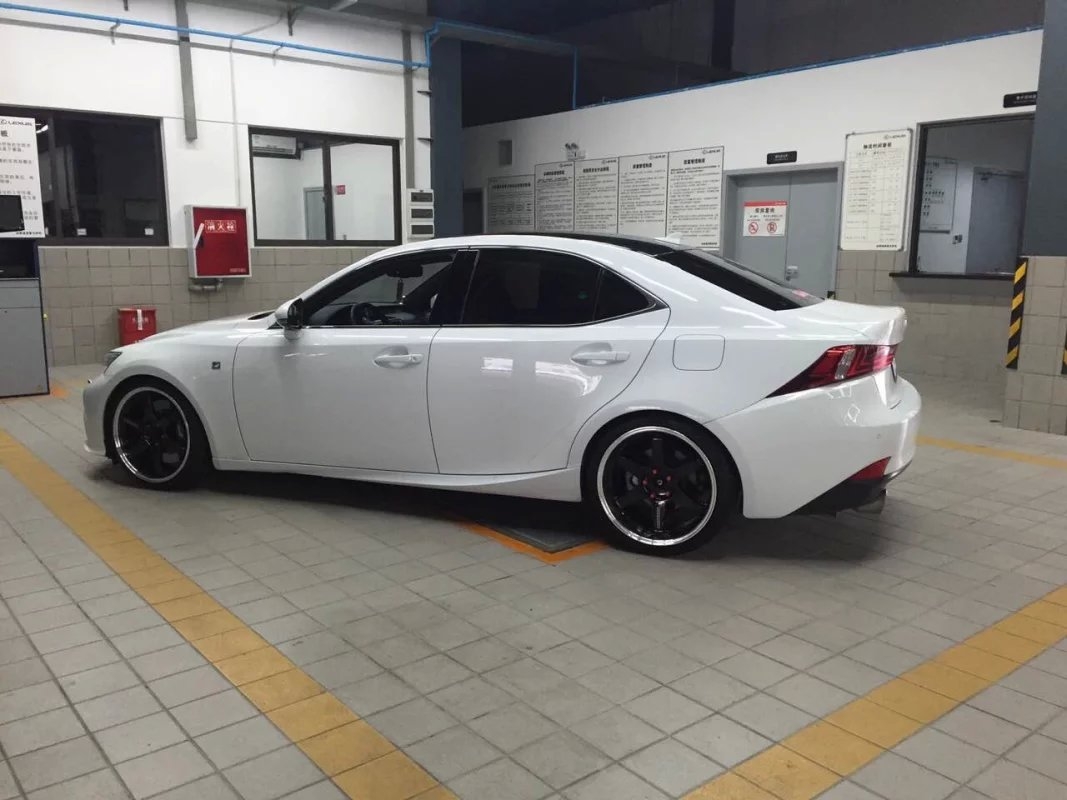感謝車主發(fā)來裝車美圖：IS 裝 TTA 19寸